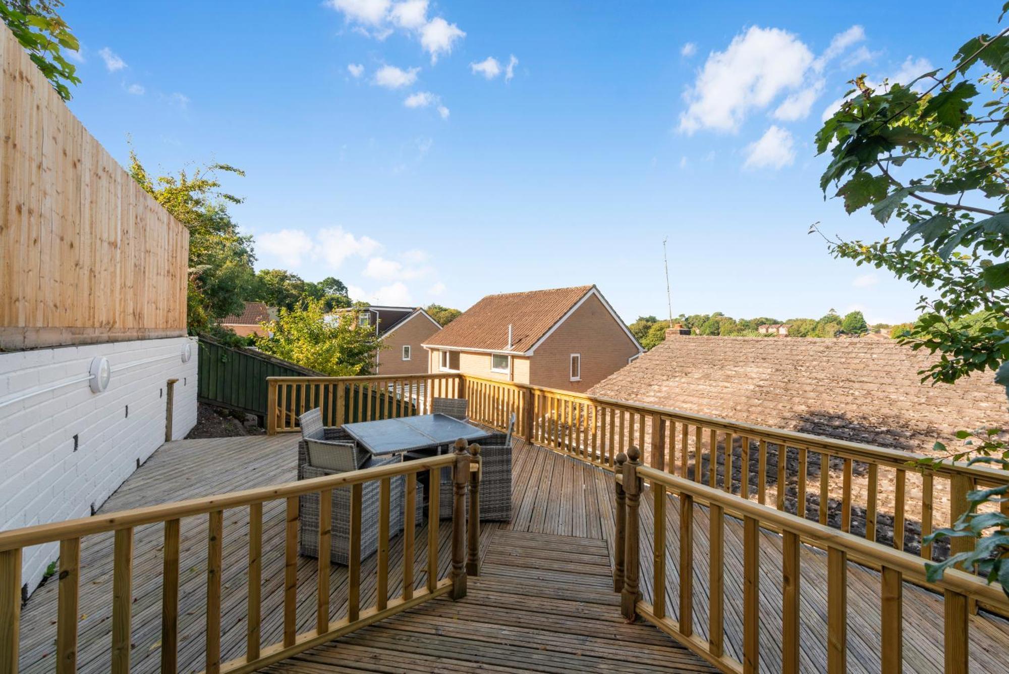 5 Bedroom Detached Beach House Poole Dış mekan fotoğraf