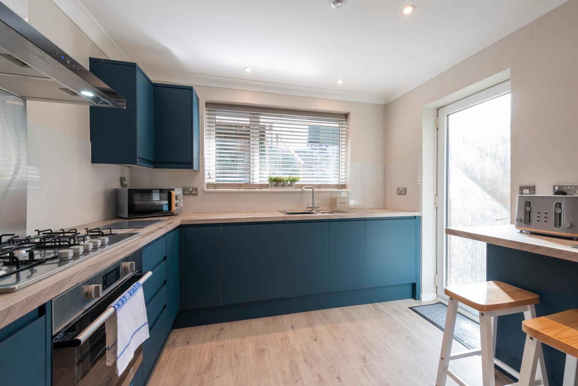 5 Bedroom Detached Beach House Poole Dış mekan fotoğraf