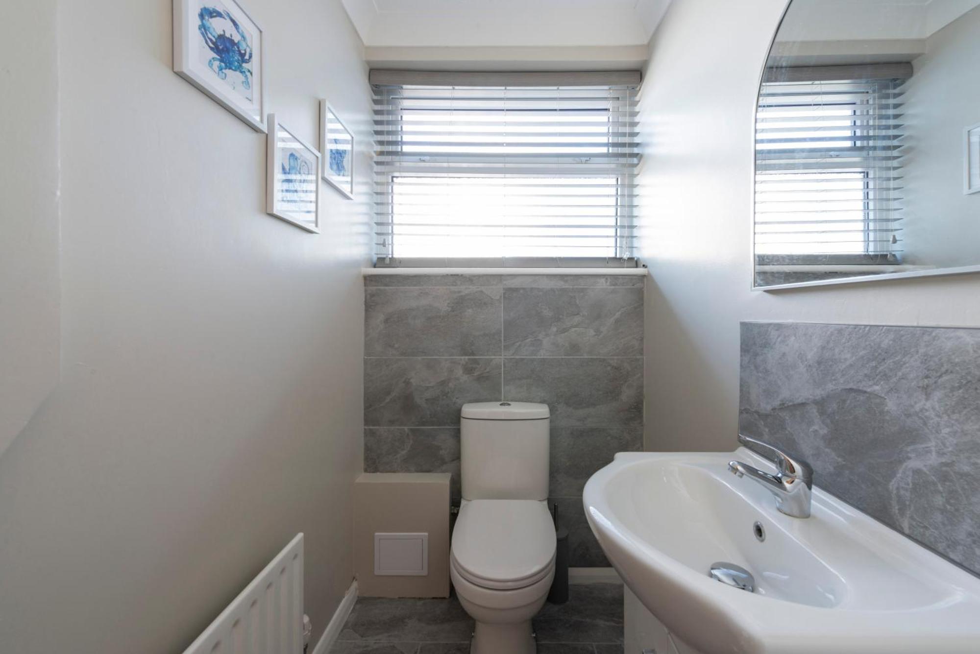 5 Bedroom Detached Beach House Poole Dış mekan fotoğraf