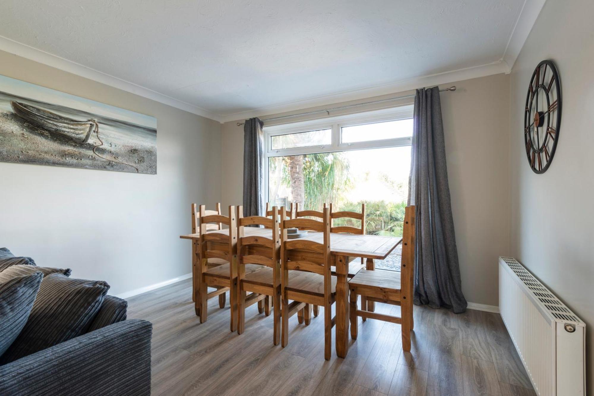 5 Bedroom Detached Beach House Poole Dış mekan fotoğraf